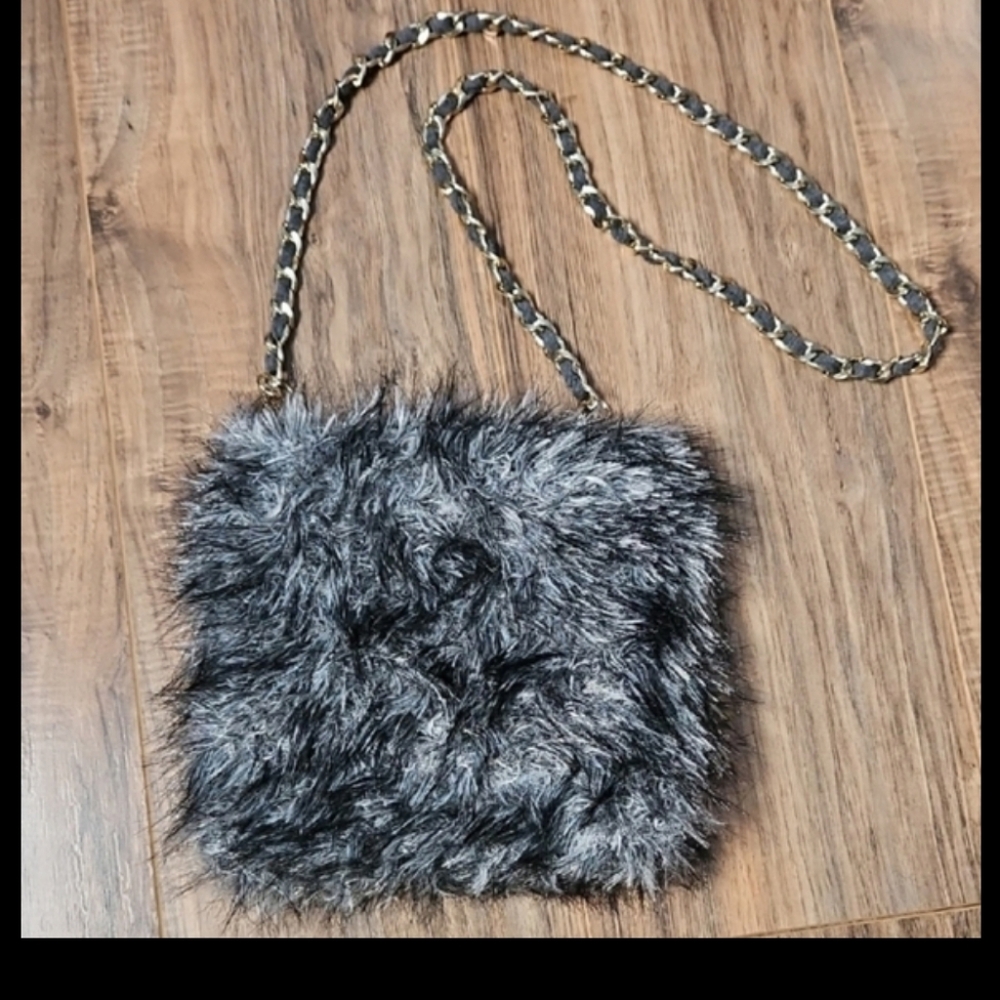 🌸Handmade Designs By aas Women's Gray Crossbody Bag
